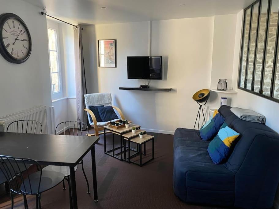 Appartement En Plein Coeur Historique De Dinan Exterior foto